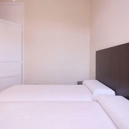 Dormavalencia Apartman *