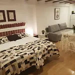 Dormavalencia Apartman *